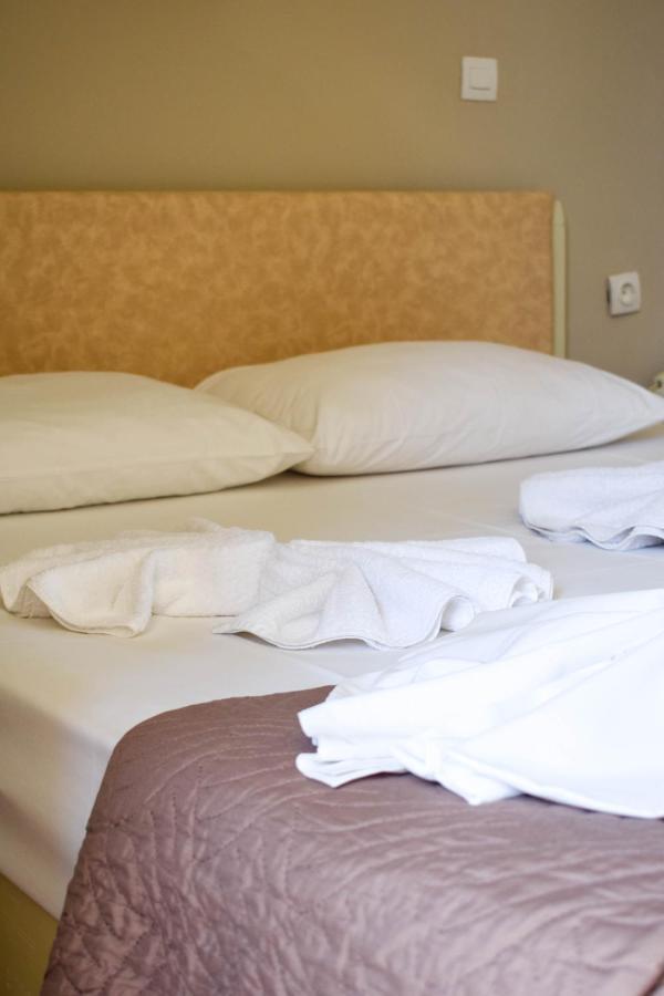 City Center Hotel Каламата Екстериор снимка